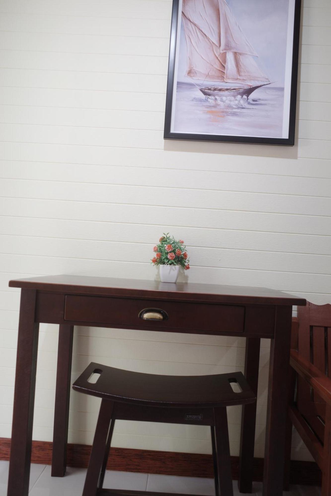 Haad Somboon House Hotell Bang Saphan Exteriör bild