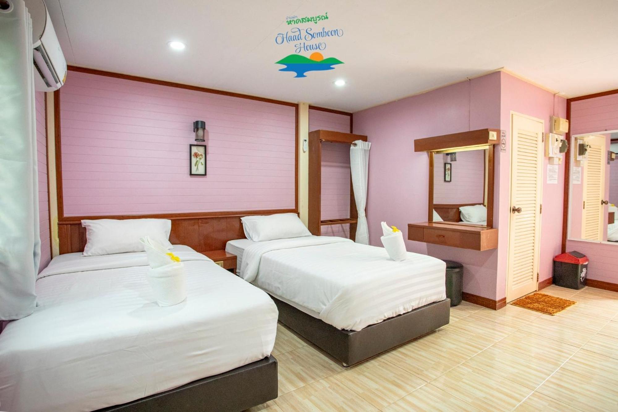 Haad Somboon House Hotell Bang Saphan Exteriör bild