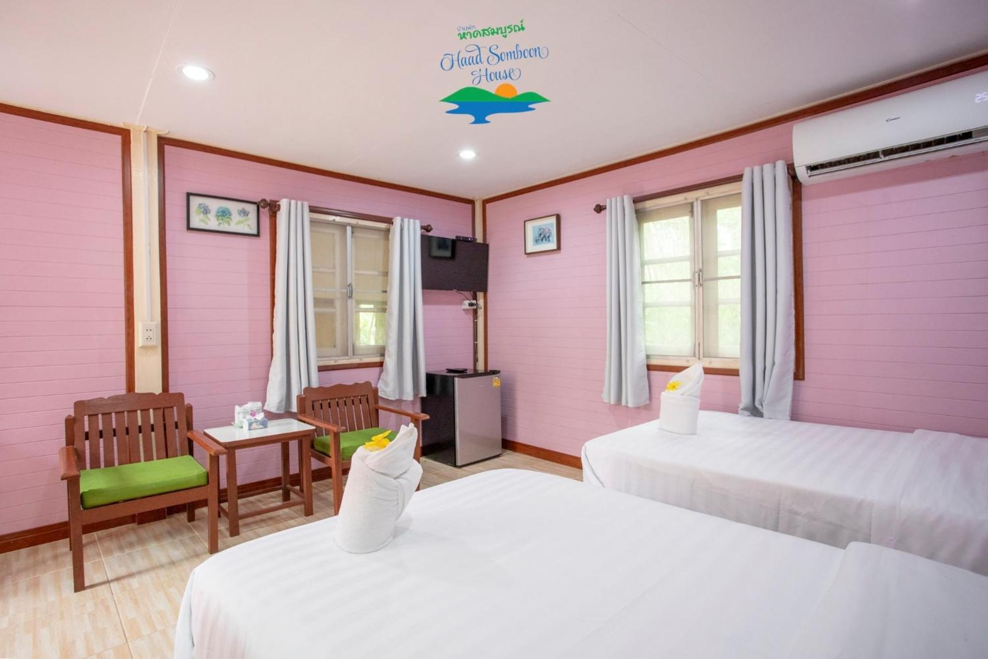 Haad Somboon House Hotell Bang Saphan Rum bild